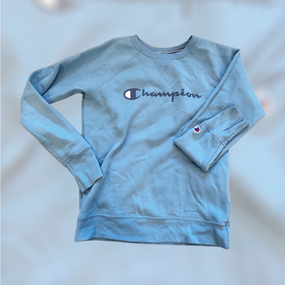 adorable, light blue champion crewneck